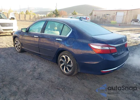 2017 Honda Accord Ex z USA, uszkodzony, nr VIN 1HGCR2F09HA075602